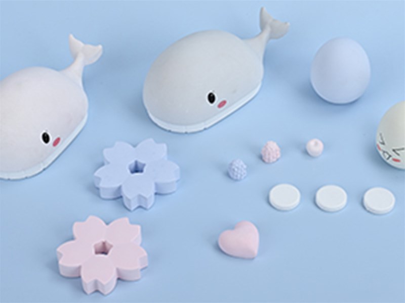 What details should be paid attention to when using diatom mud materials